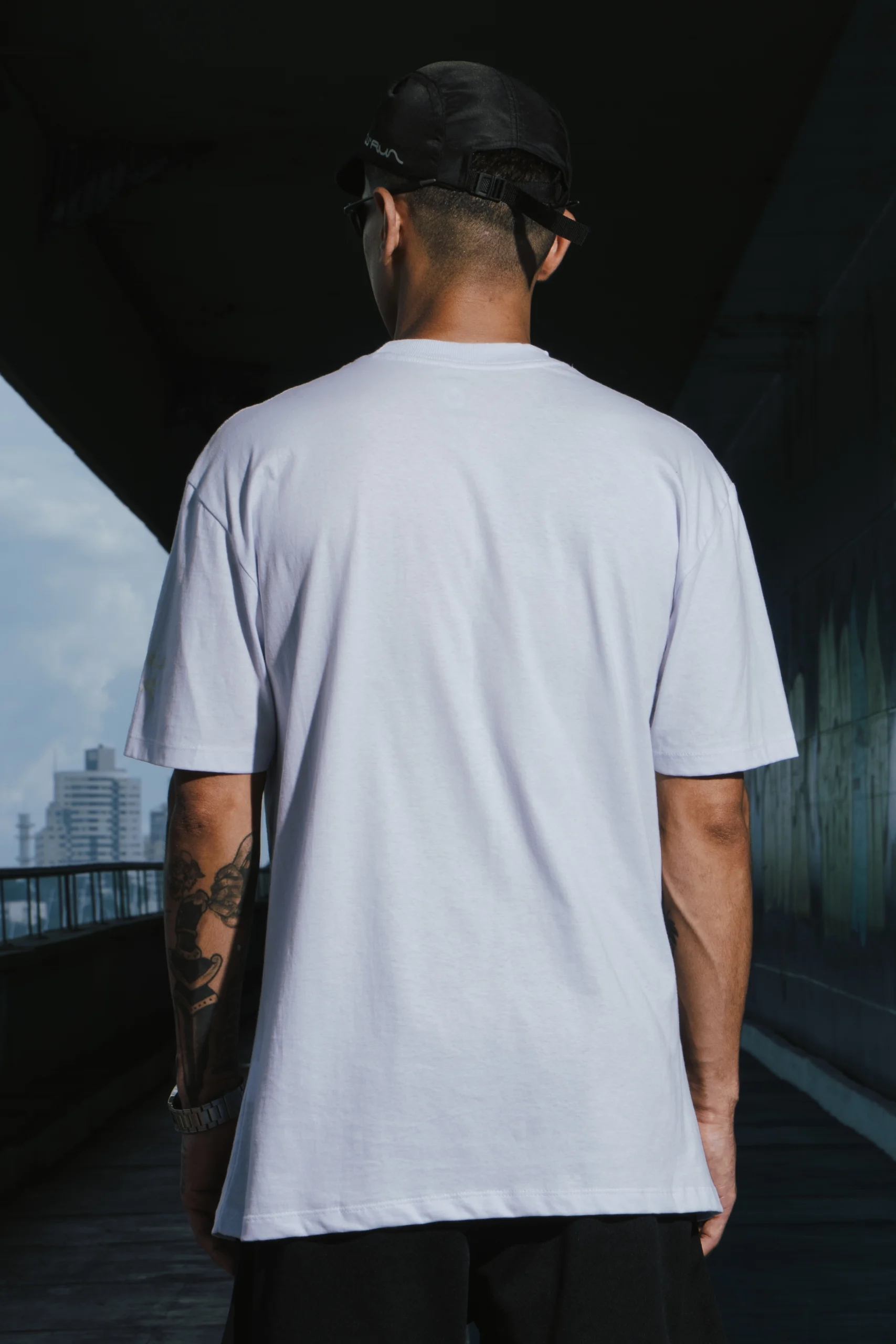 Camiseta Streetwear Basic – RUN & HUSTLE - Imagem 5
